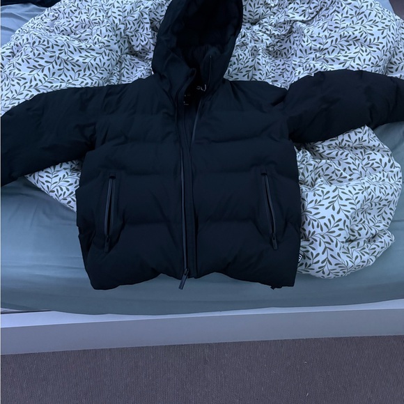 Aritzia Black Puffer Jacket - Picture 3 of 8